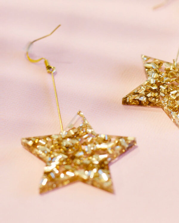 9ct Yellow Gold Patterned Star Earrings - Image 2