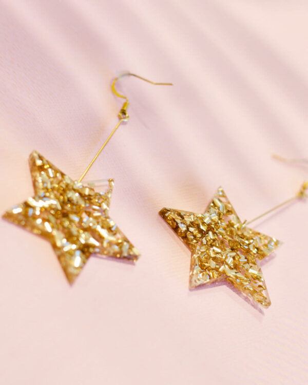 9ct Yellow Gold Patterned Star Earrings - Image 3